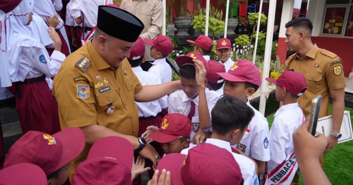 Bupati Bogor Kerahkan Kadis hingga Kades jadi Inspektur Upacara di SD dan SMP