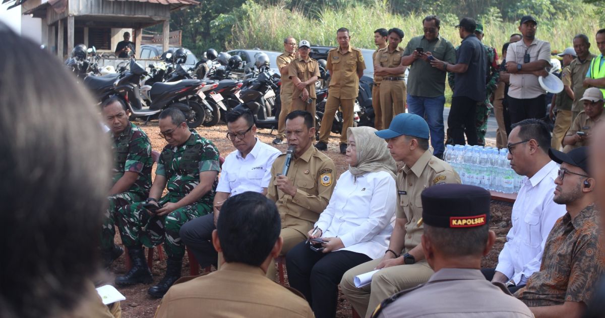 Jaro Ade dan Dedie Rachim Tinjau Lokasi PSEL di Desa Galuga
