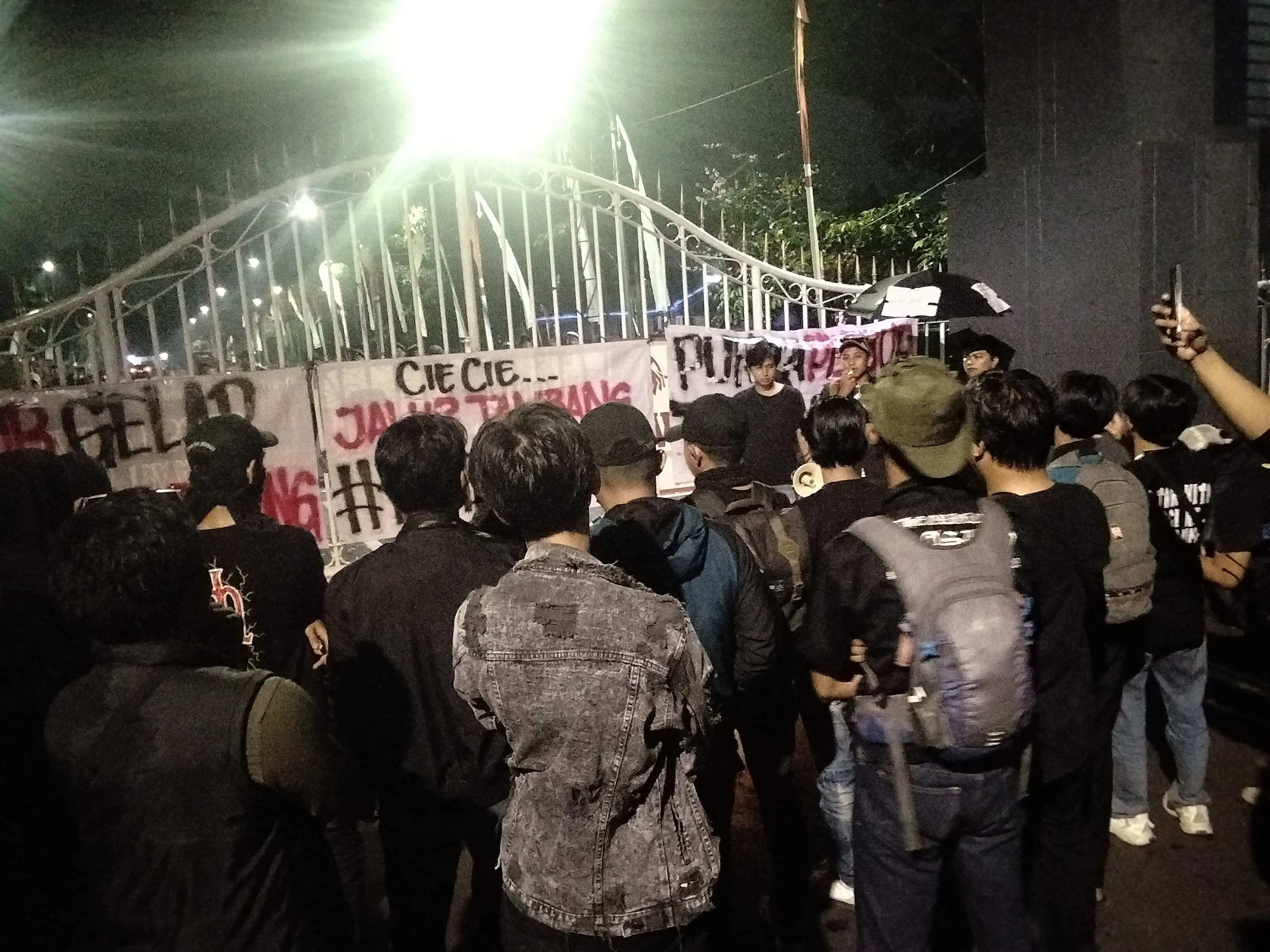 Mahasiswa Rumpin Long March ke Kantor Bupati Bogor, Tuntut Realisasi Jalan Tambang dan PJU