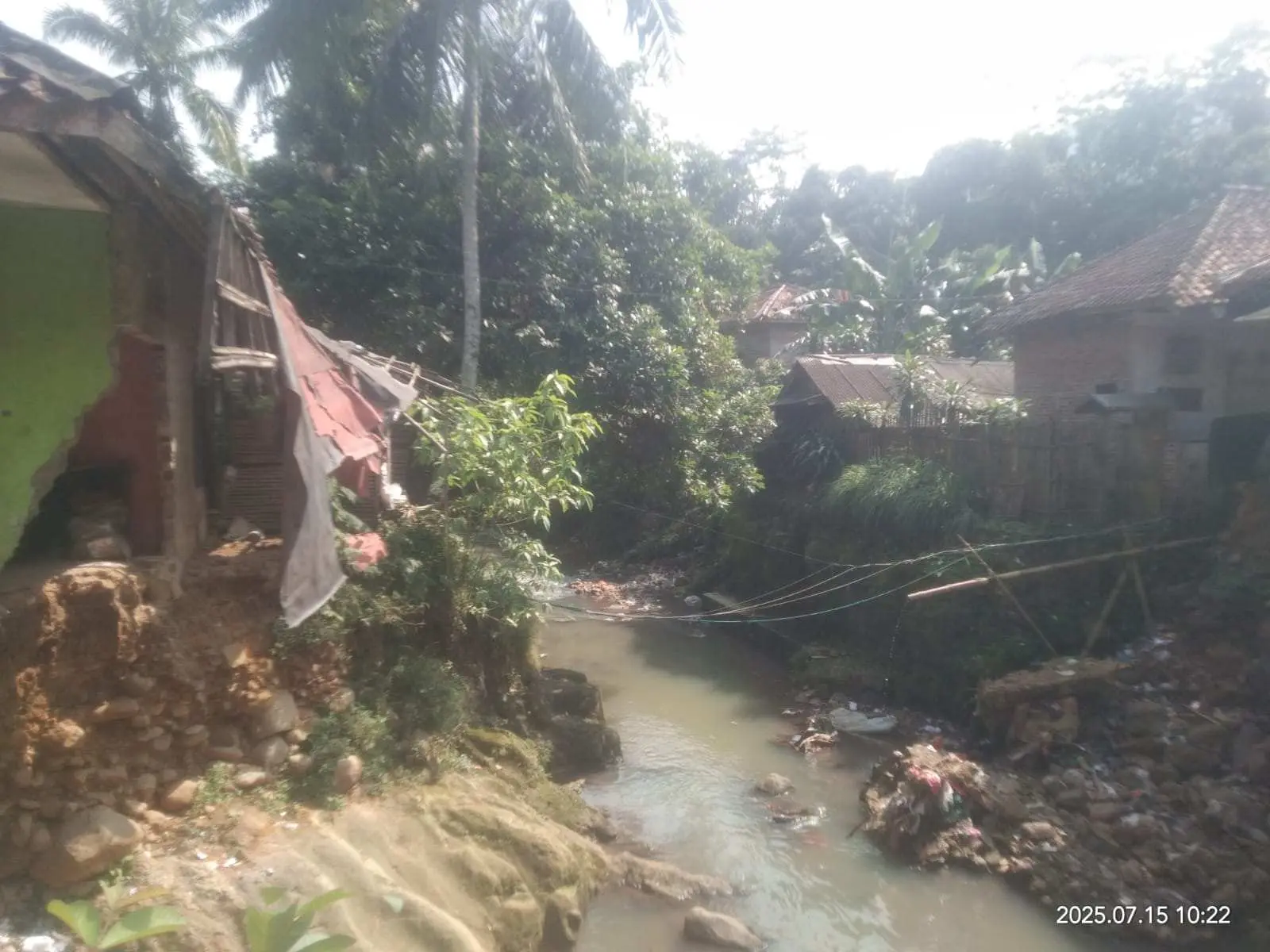 Longsor Ancam Irigasi dan Warga, UPT Infrastruktur Irigasi Wilayah V Tinjau Lokasi