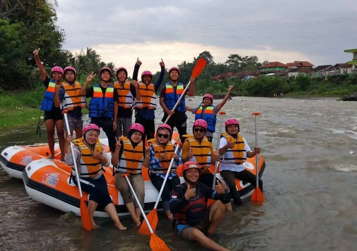 Arum Jeram Sungai Cidurian Tawarkan Potensi Wisata Lokal yang Edukatif dan Murah Meriah