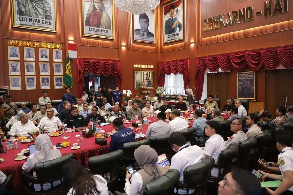 Bupati Bogor Gagas Penataan Puncak Berskala Besar untuk Destinasi Unggulan