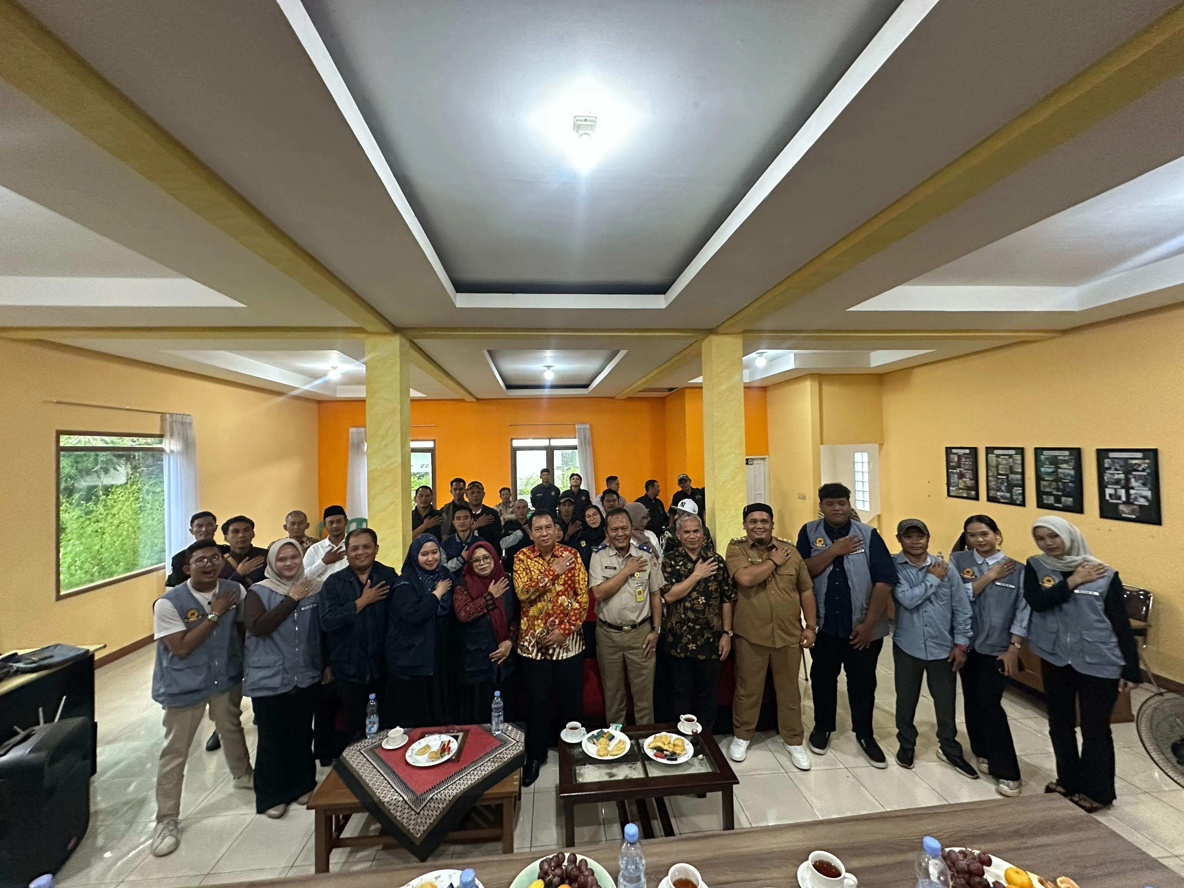 Mahasiswa KKN FH Unida Gelar Penyuluhan Hukum Bahas Tanah Timbul dan Girik di Batulayang