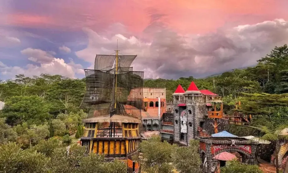 Liburan Maulid 2025 Makin Seru di The Lost World Castle, Hadirkan Suasana Negeri Dongeng di Lereng Merapi