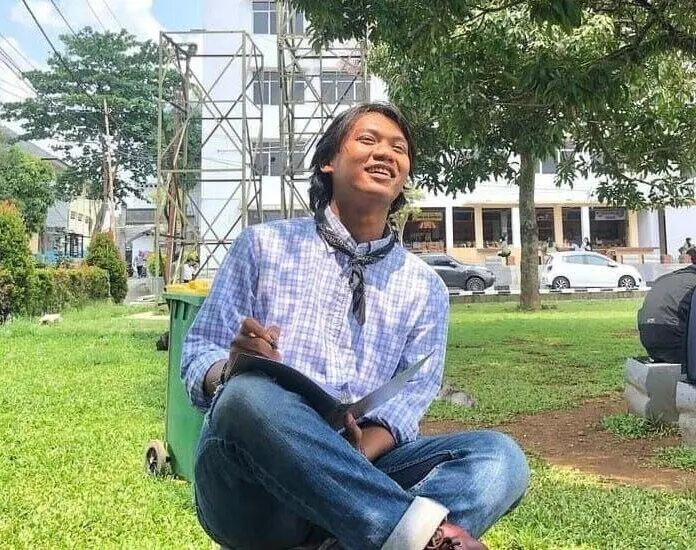 Refleksi Satu Tahun Pemerintahan Prabowo Gibran: Lingkungan Emas atau Lingkungan Cemas