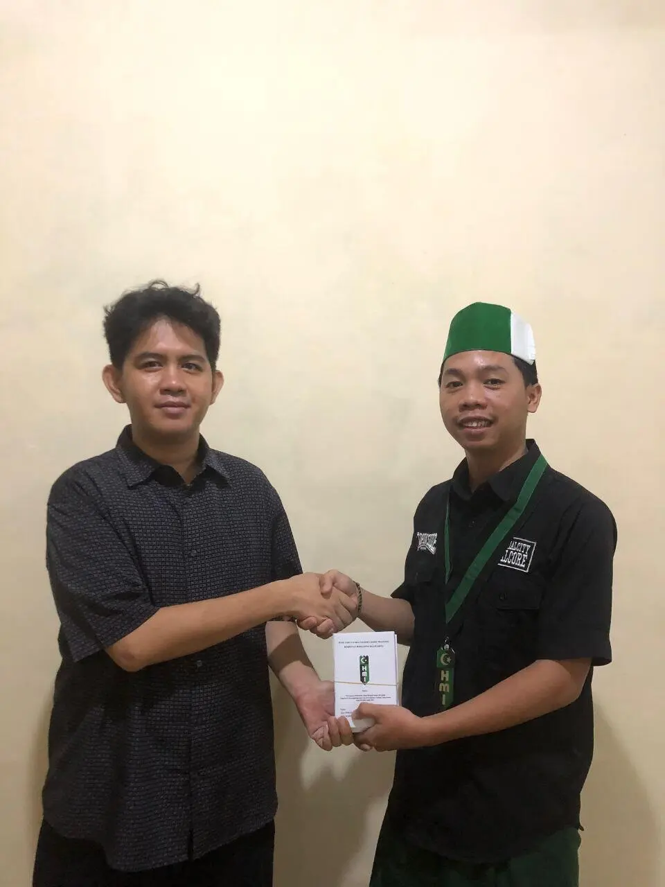 FISA HMI-MPO Sumbangkan 200 Buku Saku Basic Training, Dorong Penguatan Perkaderan Cabang Bogor