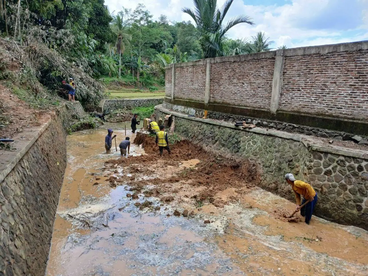 Irigasi Petir di Jasinga Kembali Lancar Berkat Aksi Cepat UPT Infrastruktur Irigasi Kelas A Wilayah V