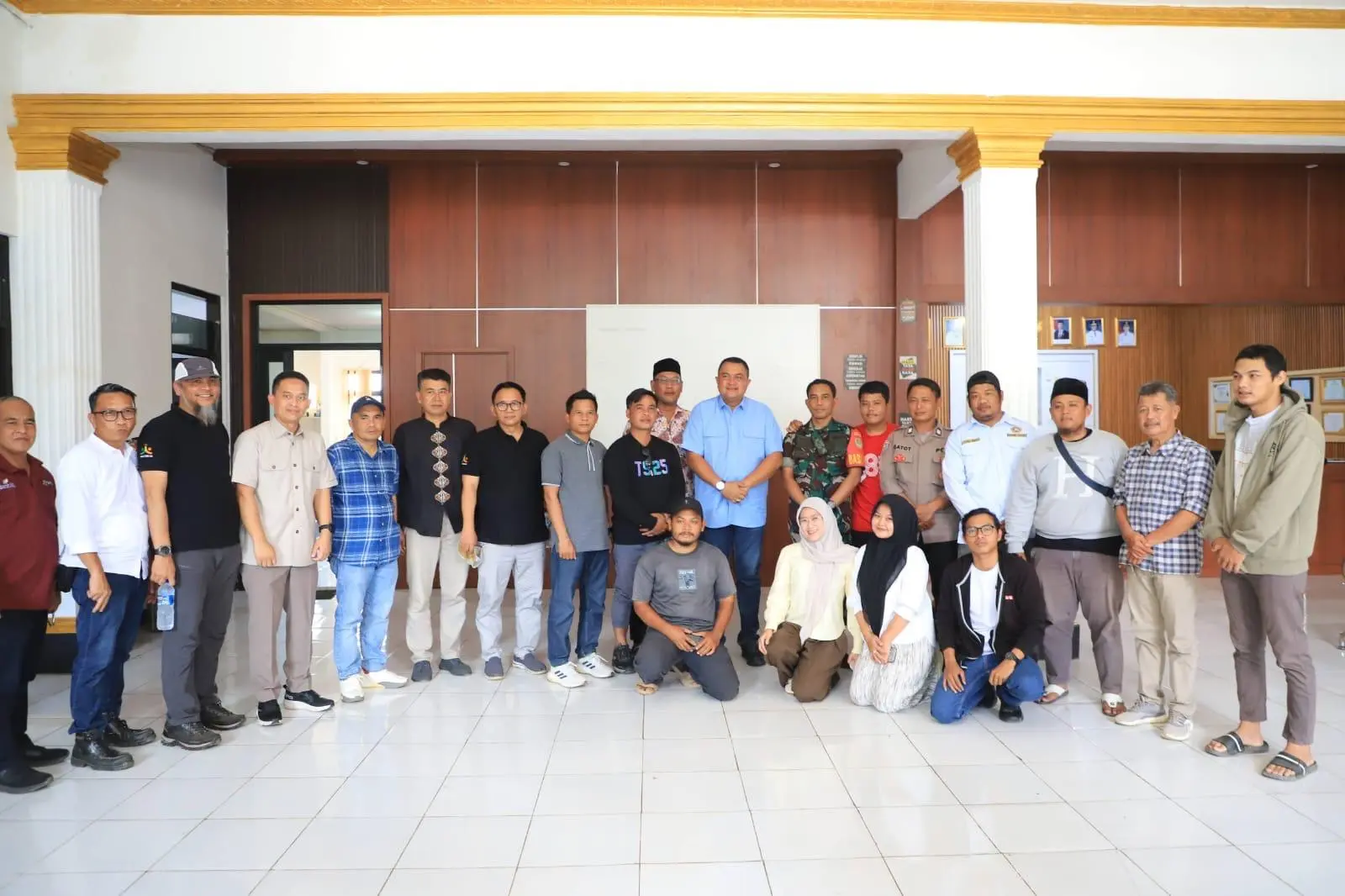 Perkuat Ruang Hijau, Rudy Susmanto Tinjau Rencana Hutan Kota di Desa Tajur