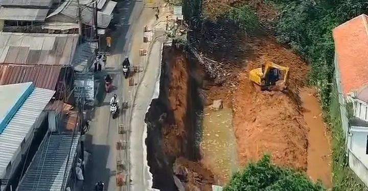 Jalan Cikampak–Bojong Rangkas di Ciampea Lumpuh 3 Tahun, Warga Desak Perbaikan Tuntas