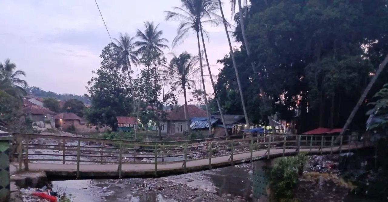 Jembatan Desa Cintamanik-Cigudeg Terancam Rubuh, Kepala Desa Desak Pemkab Bogor