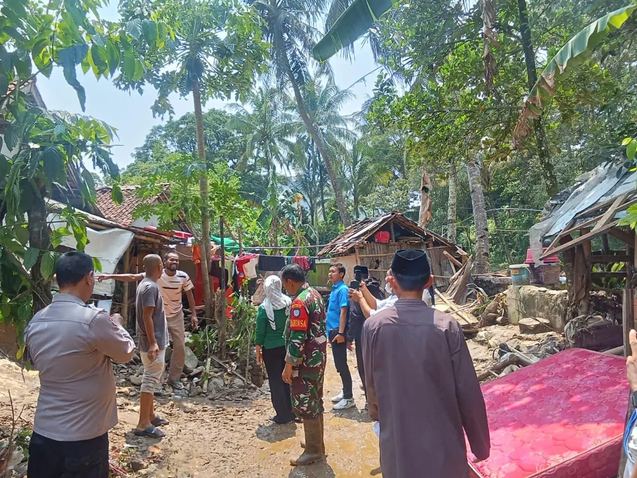 Banjir Cigudeg Rusak 793 Rumah, Anggota DPRD Kabupaten Bogor Turun ke Lapangan