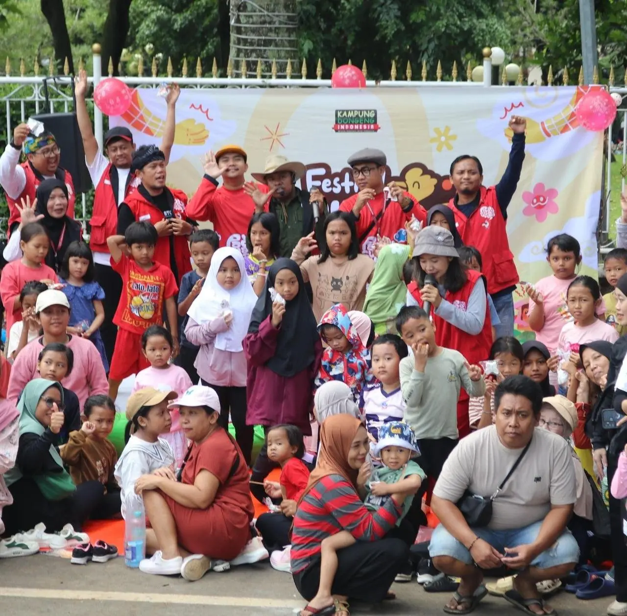 Festival Kampung Dongeng Bogor Raya Warnai CFD Cibinong di HUT ke-17